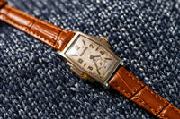 Bulova Banker - 1942 - Curved Wartime Dress Watch - Aged Dial - Fifth Avenue New York