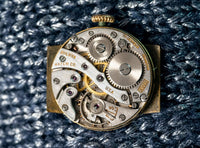 Bulova Banker - 1942 - Curved Wartime Dress Watch - Aged Dial - Fifth Avenue New York