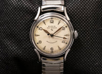 Elgin Shockmaster - Self-Winding - Hooded Lugs - Arrow Seconds - Circa 1950-1955