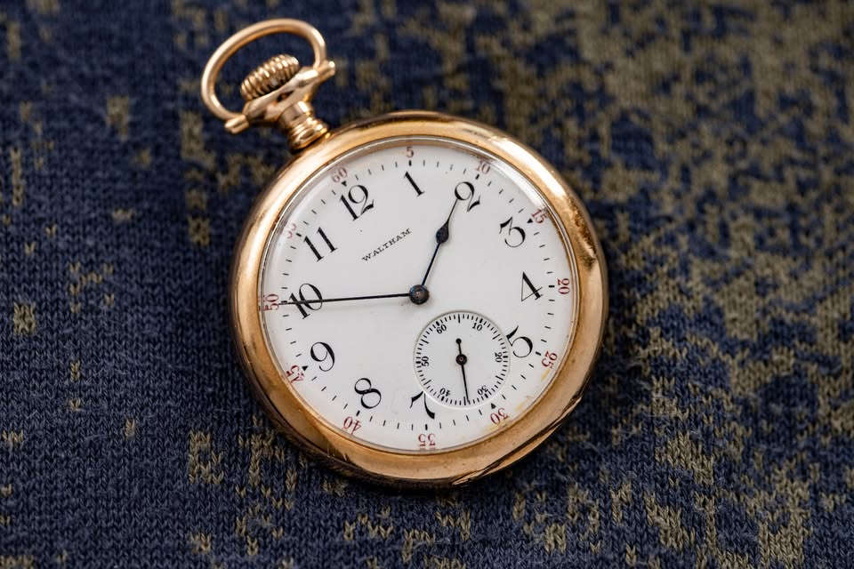 Waltham Riverside - 19 Jewel - Adjusted - Open Face - Gold Filled - Circa 1899