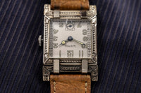 Winton Watch Co. - La Chaux-de-Fonds - 1929 - Art Deco Articulated Case - 14K Gold Filled