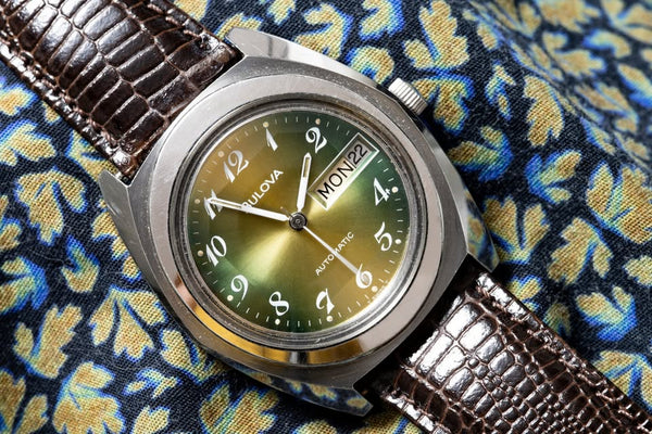 Bulova Jet Star - Green to Gold Fumé Dial - Faceted Crystal - Day-Date - 1975