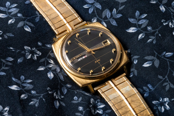 Seiko Sea Lion DX - 1969 - Cushion Case Automatic - Charcoal Lattice Dial