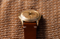 Benrus Calendar - Early 1950s - Patented Pointer Date and Day Window - Sculpted Lugs - Cream Dial