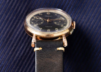 Universal Genève Compur - Pre-War First-Generation Chronograph - Solid Rose Gold - Hand-Engraved Lugs - 1930s