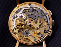 Universal Genève Compur - Pre-War First-Generation Chronograph - Solid Rose Gold - Hand-Engraved Lugs - 1930s