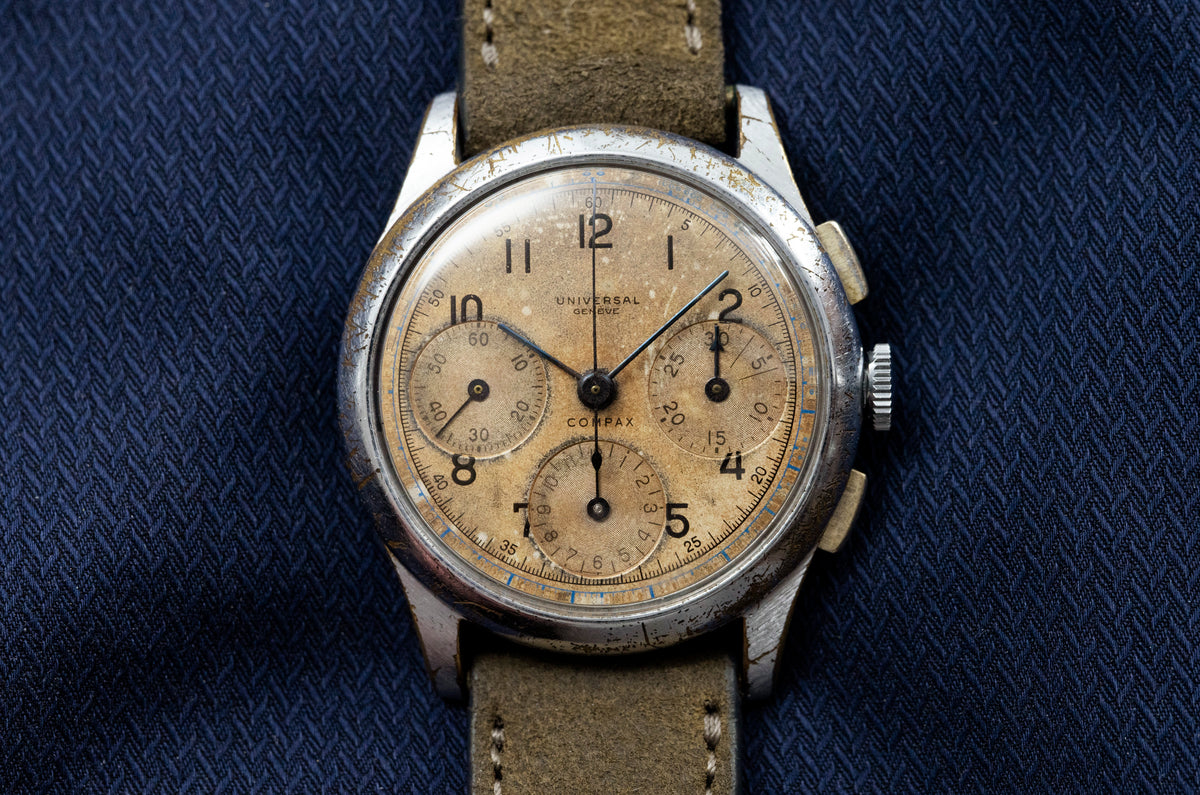 Universal Genève Compax Chronograph Watch – Tropical Museum Parchment Patina Dial - Circa 1943